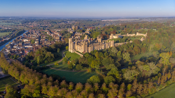 Arundel%20castle%20pano%201