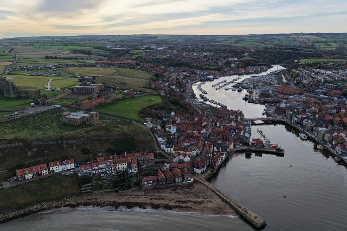 DJI_20251030100405_0128_D