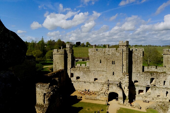 f2db72c6-2f0d-49a0-8b57-e68833ae921bdscf2205