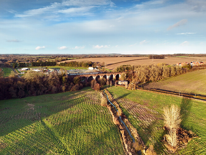 Hurst Bourne Viaduct:train
