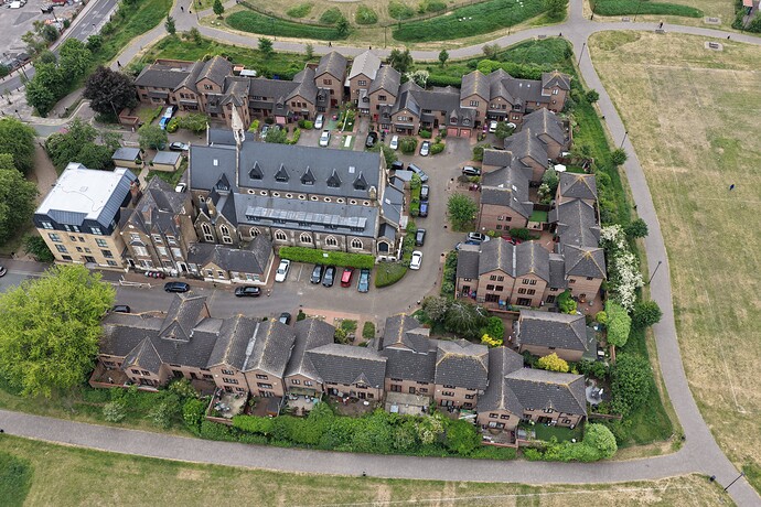 dji_fly_20250518_083202_0003_1747554196340_photo