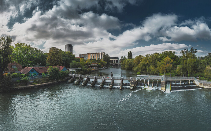 ff60959b-a1e0-4489-8709-e7e794593502_pano0001-p