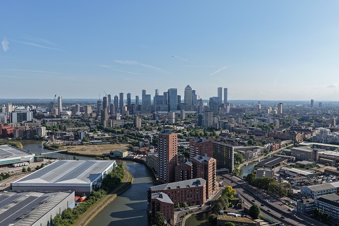 dji_fly_20250519_173012_0009_1747688960487_photo