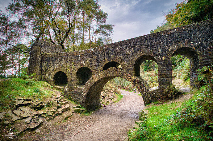 7 arch bridge lake side