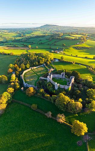 a2c20691-cb54-49b5-951d-7e1837d71465_castles-11