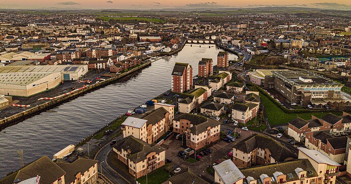 b05a451f-451a-4092-8bdc-df960737c6c6_498337222_