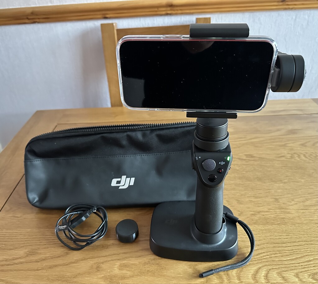 【即購入OK】osmo mobile 2 Amazon.com: DJI CP.ZM.00000064.01 osmo Mobile 2 Handheld