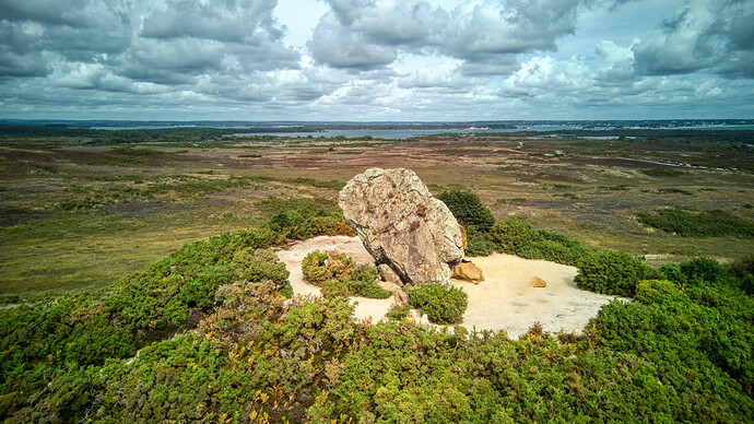 8c5d0e24-469f-4bb2-ace5-e08030a6b5ea_agglestone