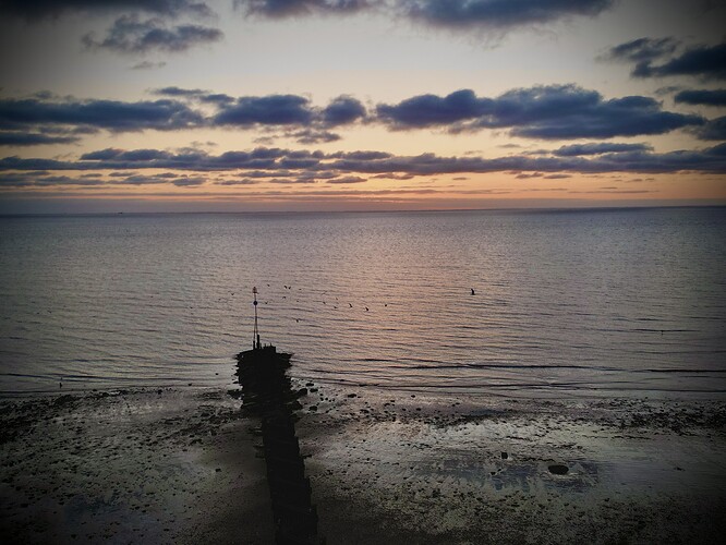 dji_fly_20250508_203430_28_1746816024861_photo