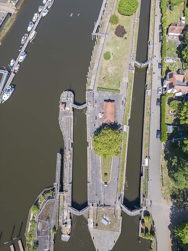 teddington locks 23