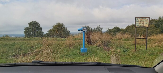 17590483793367635363415275309244