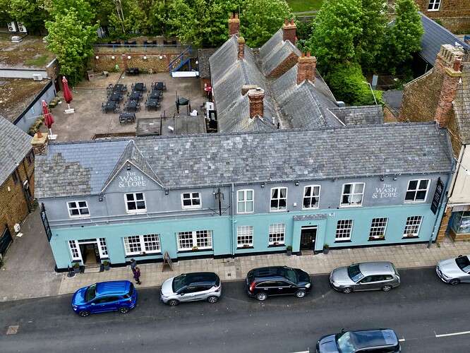 dji_fly_20250507_183728_13_1746720725688_photo