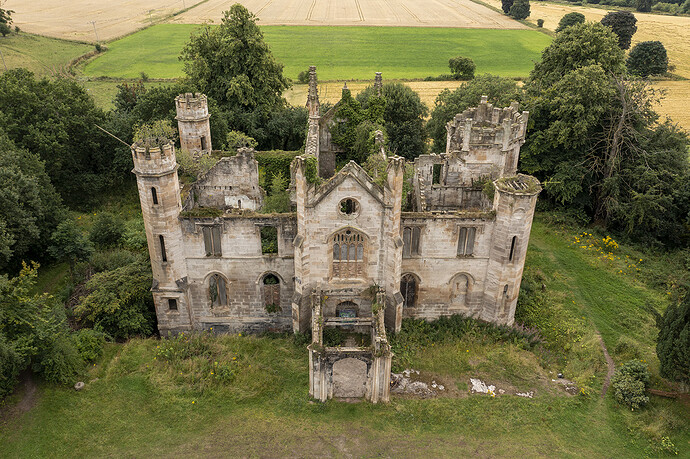 DRU_AbandonedBuilding_1908