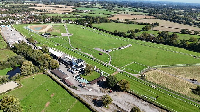 b47d6f09-90a2-40f3-8e0c-0d79445e0ed8_dji_fly_20