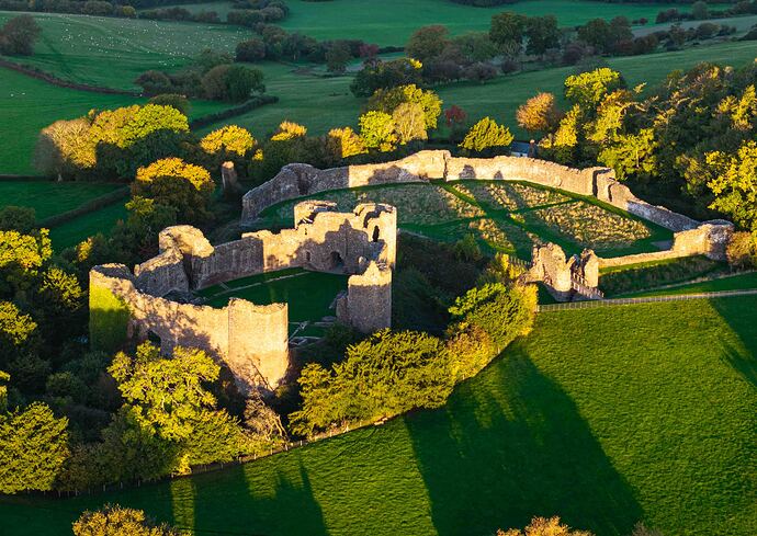 d225f387-08d2-43f8-9974-1c0068ac5e86_castles-7-