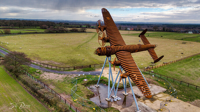 DJI_20251230124018_0557_D_HDR