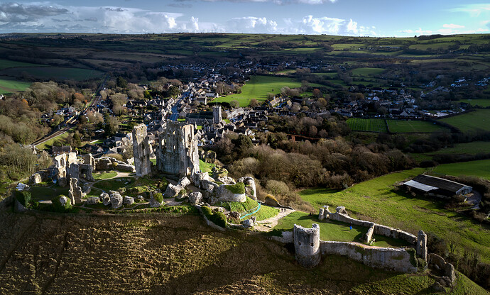 corfe-castle-drone-Wall1