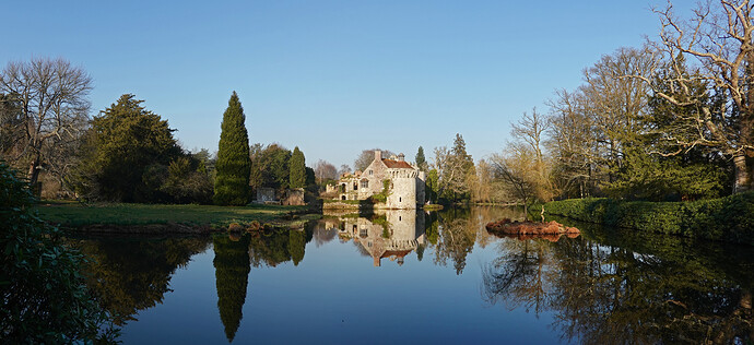 Panorama of Scotney Castle