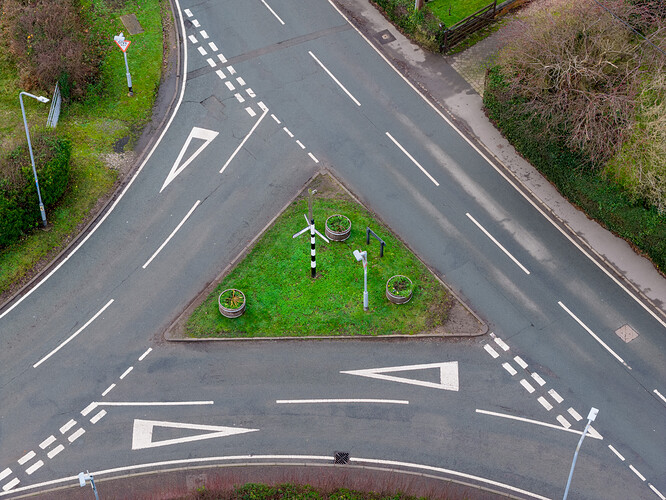 DJI_20251220123733_0615_D