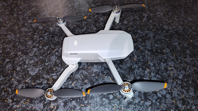 DJI03