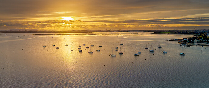 351e3a66-3e69-452e-951b-4c083578ed48_pano_0001-