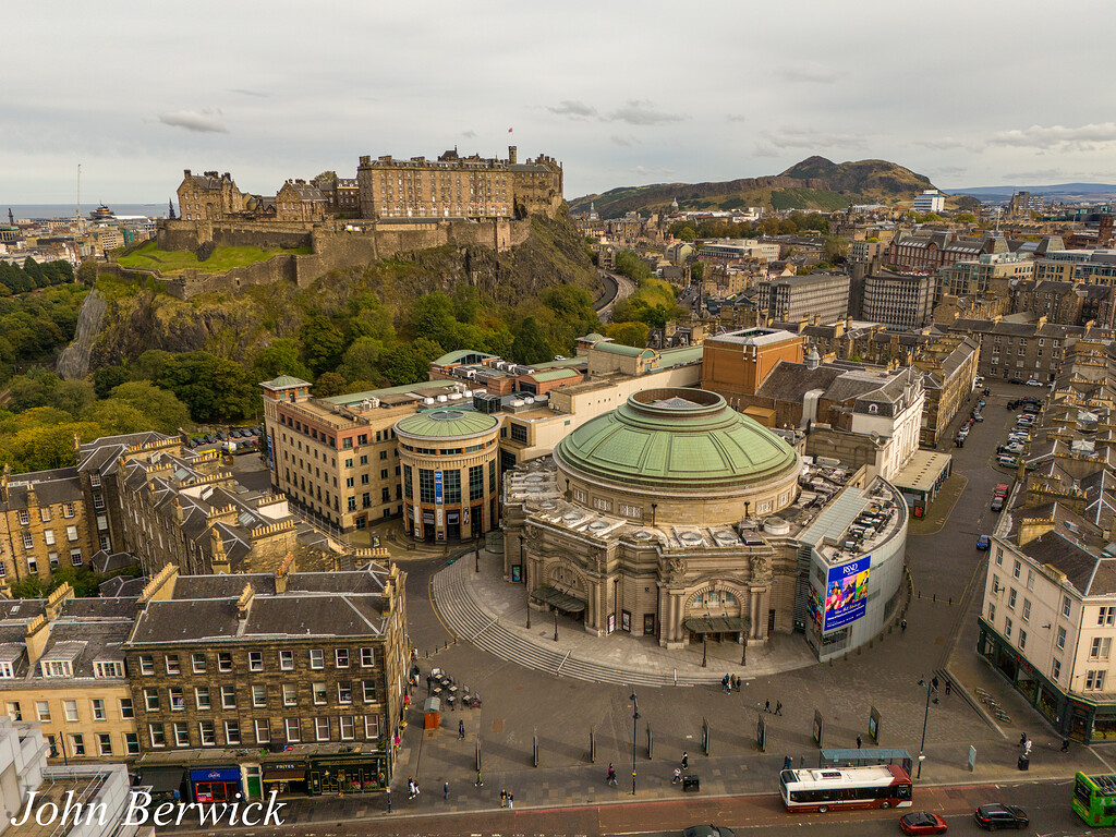 Photos of lothian road Edinburgh SCOTLAND Mini 4 pro - Photos by Drone ...