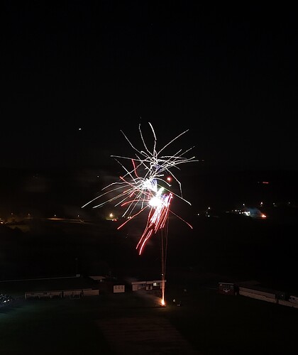 dji_fly_20251108_190534_0147_1762630624447_photo