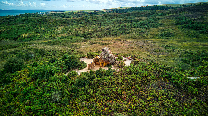 76aafe7d-a978-496a-afcf-2c14148298ef_agglestone