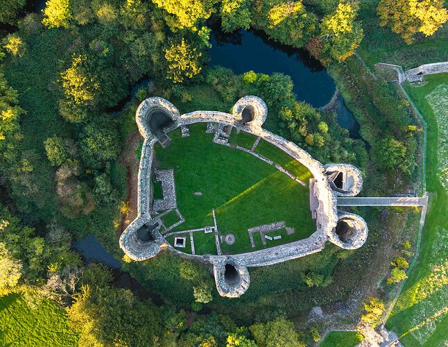 54b2e57f-c9ef-4c13-9d7b-ce37f20d5fe4_castles-14