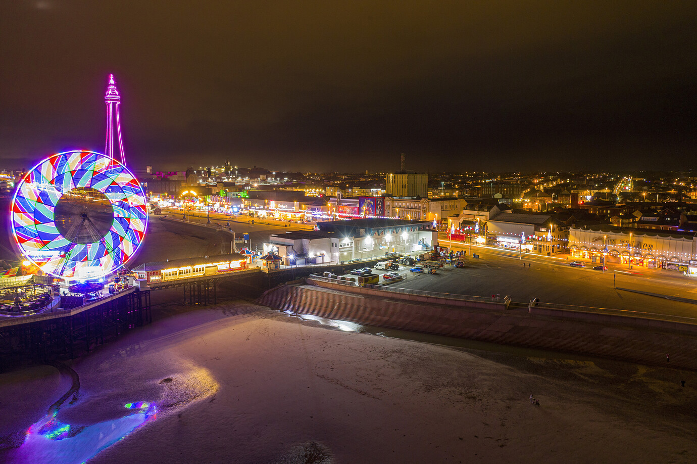 Weather poo today so here are a few random pictures from Blackpool