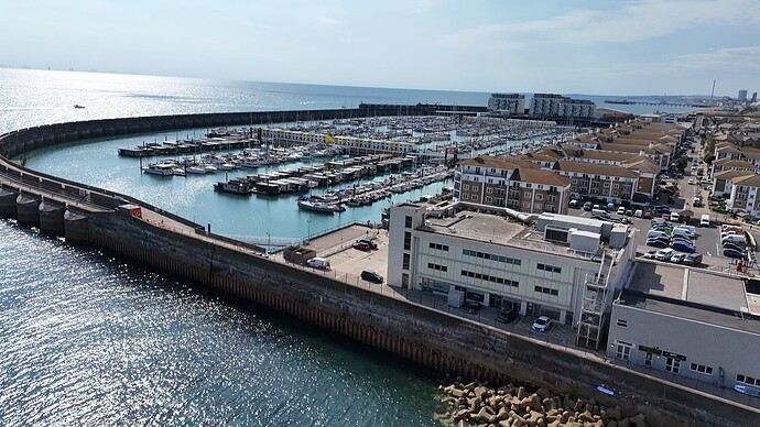 44ecb0a5-61ca-4fb3-b21d-ba2ab5d274cb_dji_fly_20