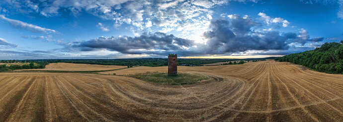 e5661e94-10c2-41e1-aa72-a6c50d90d0a5_pano0001-p