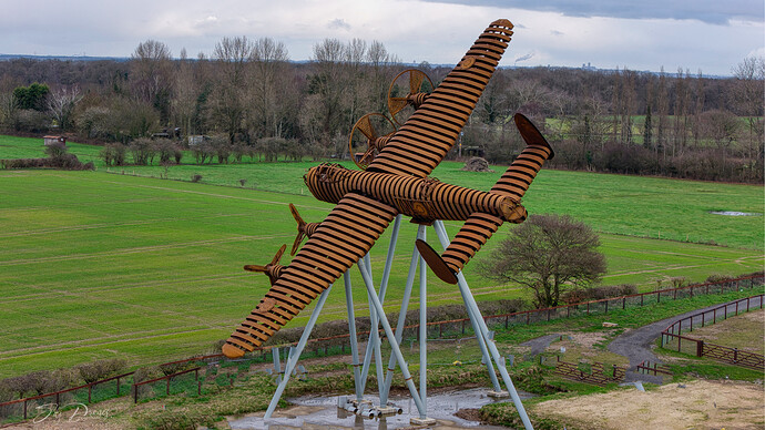 DJI_20251230124127_0563_D_HDR